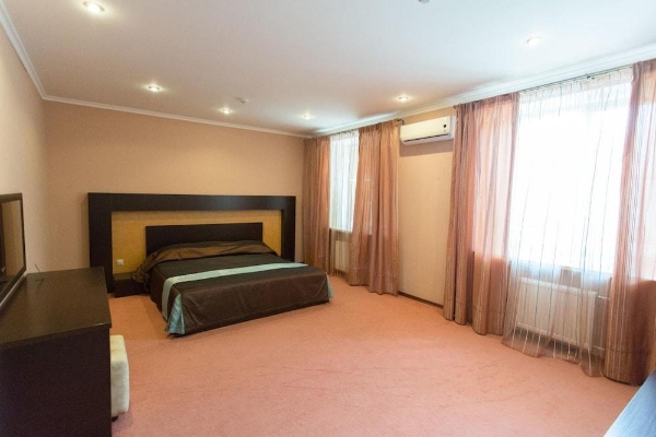 Hotel Green Roof (Izhevsk)